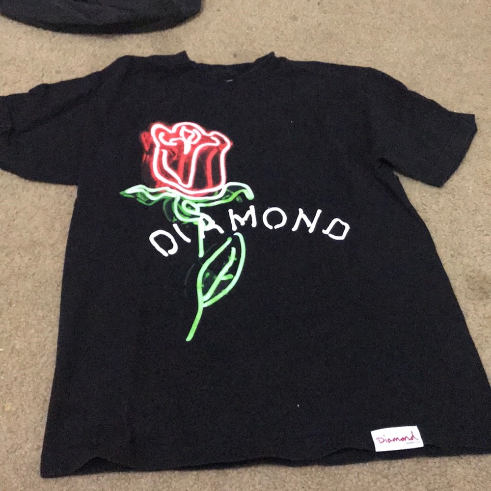 black diamond rose t shirt men’s(never worn)